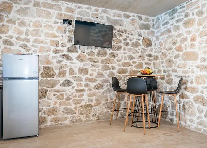 Ferienhaus In With Wifi Drniš