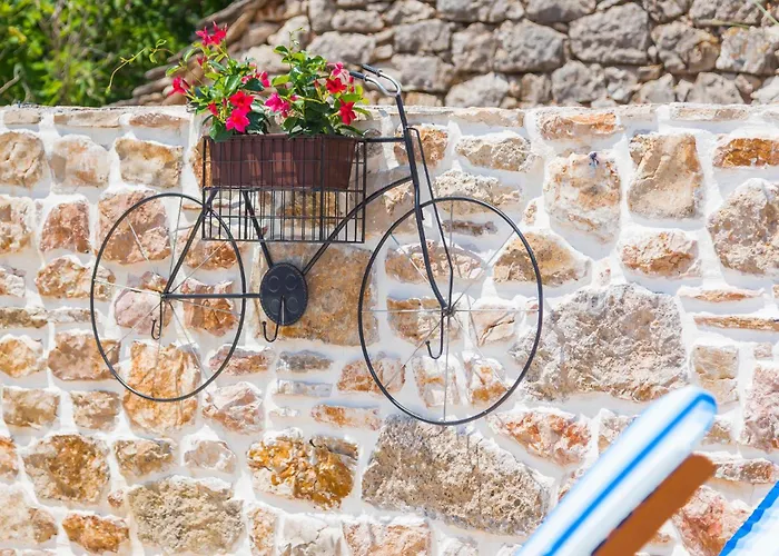 Hébergement de vacances Nice Home In Drnis With Wifi Drniš